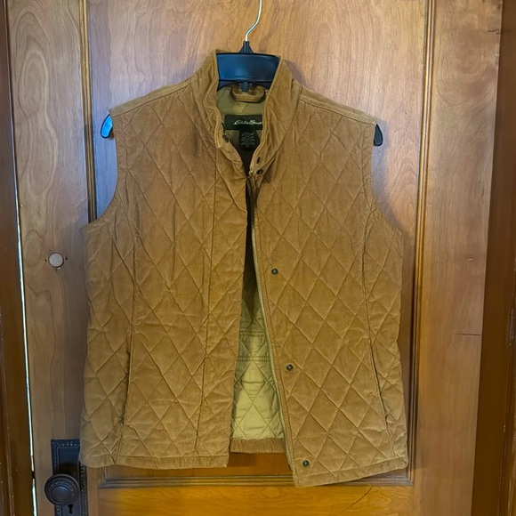 Eddie Bauer corduroy quilted vest - Picture 1 of 3